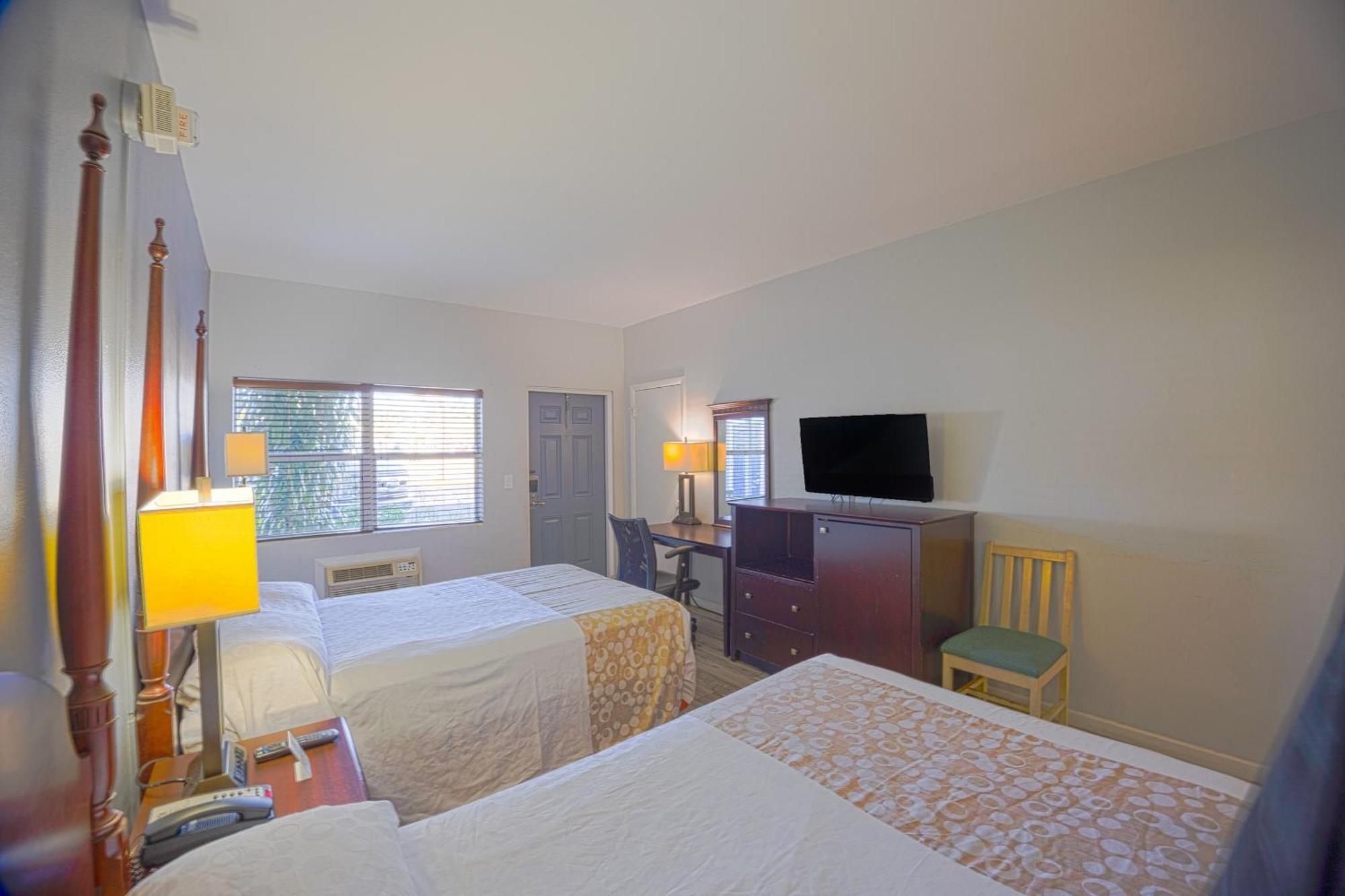 Sunrise Inn By Oyo Titusville Fl Bagian luar foto