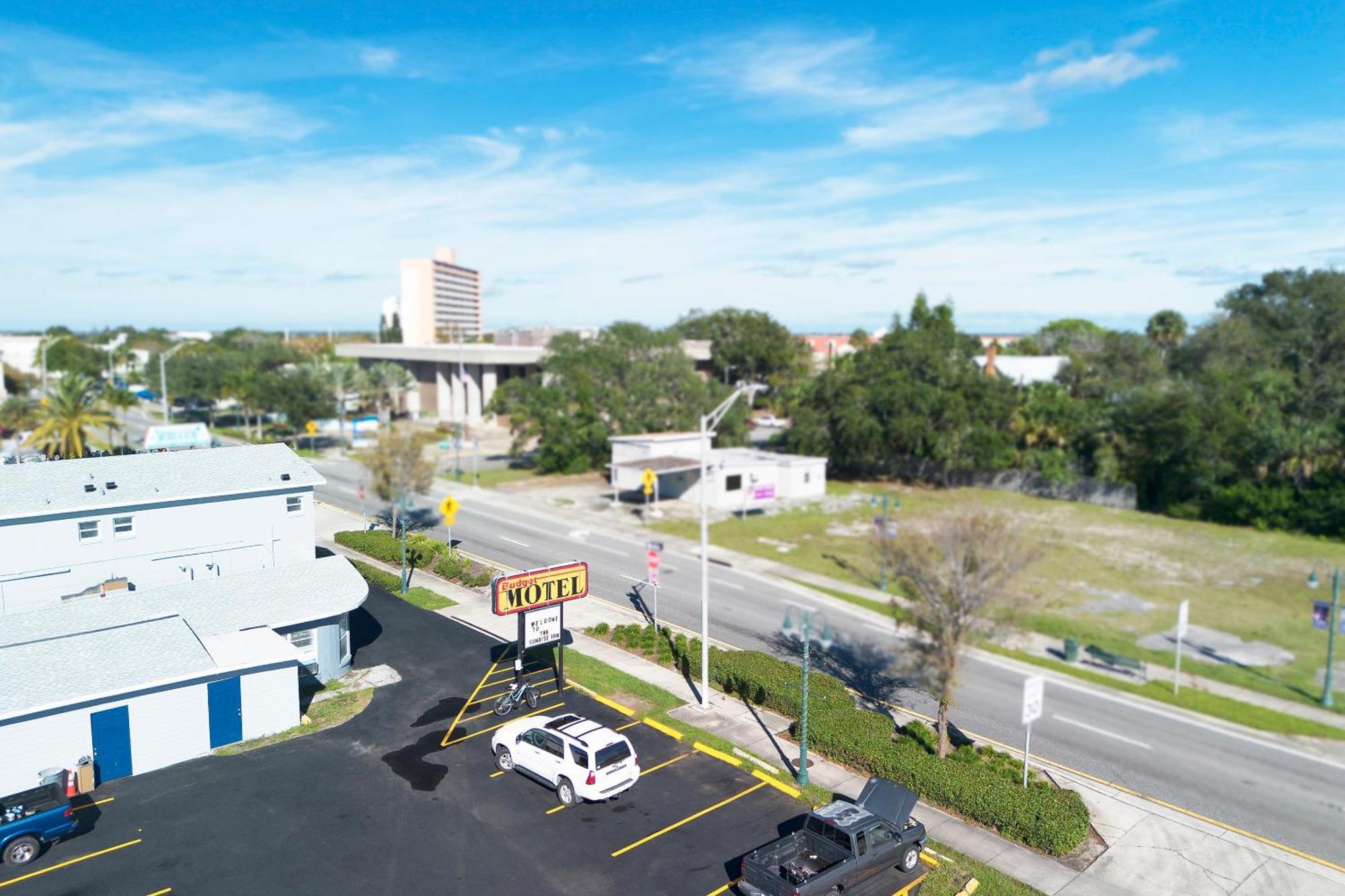 Sunrise Inn By Oyo Titusville Fl Bagian luar foto