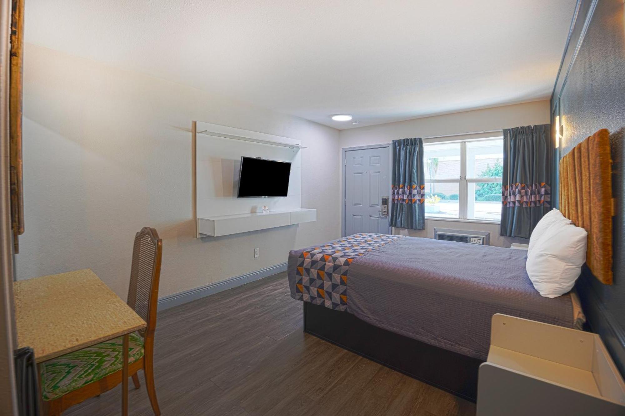 Sunrise Inn By Oyo Titusville Fl Bagian luar foto