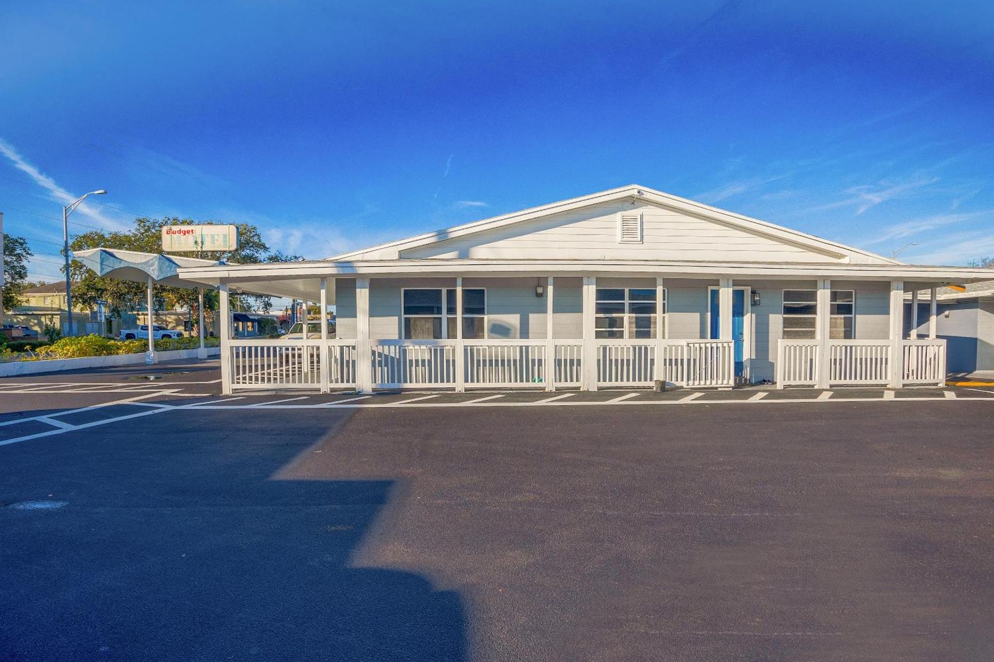 Sunrise Inn By Oyo Titusville Fl Bagian luar foto